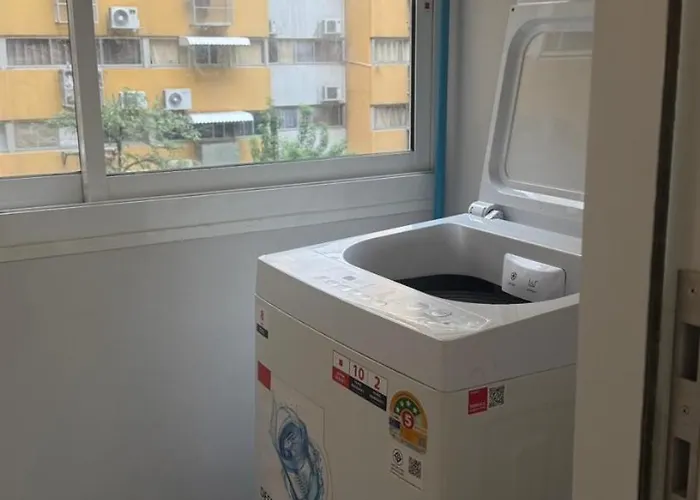 Imoji Stay-room Impact